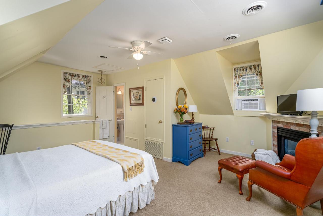 Cedars Of Williamsburg Bed & Breakfast Exterior foto